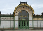 Jugendstil-Tramstation am Wiener Karlsplatz